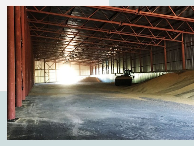 Строительство зернохранилищ в Урае