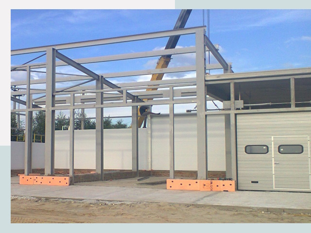 Строительство автосервисов от СтальСтрой-Урй по цене 625 руб.